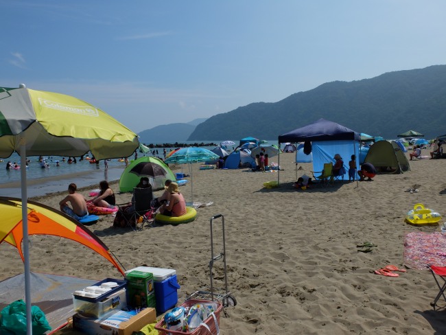 神崎海水浴場｜舞鶴｜駐車場が止めやすい