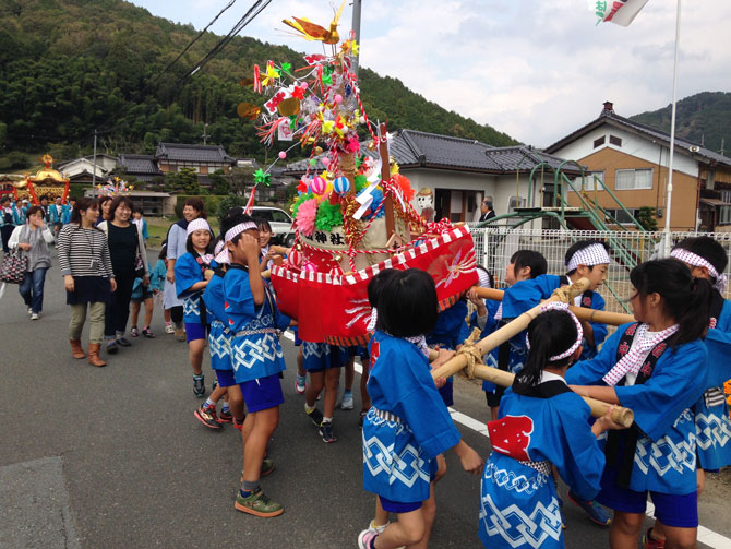 梅田春日神社秋季例大祭2015｜京都府福知山市