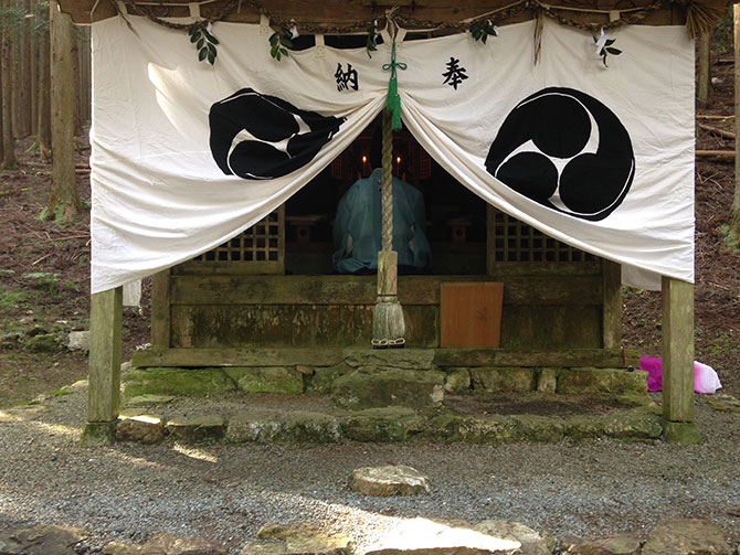 熊野神社例祭｜山にある神社の祭礼